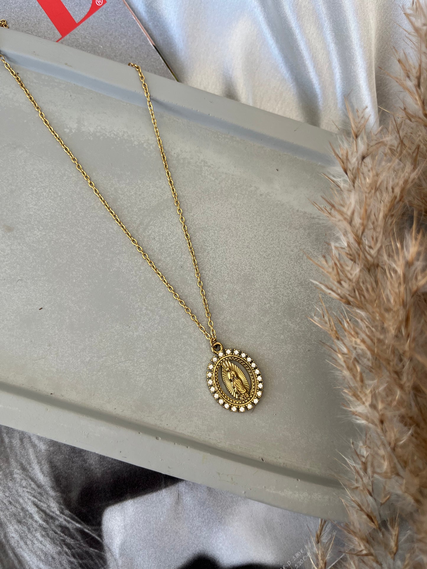 Κολιέ Ατσάλινο Αλυσίδα Φυλαχτό με Ζιργκόν 'Saint Mary'