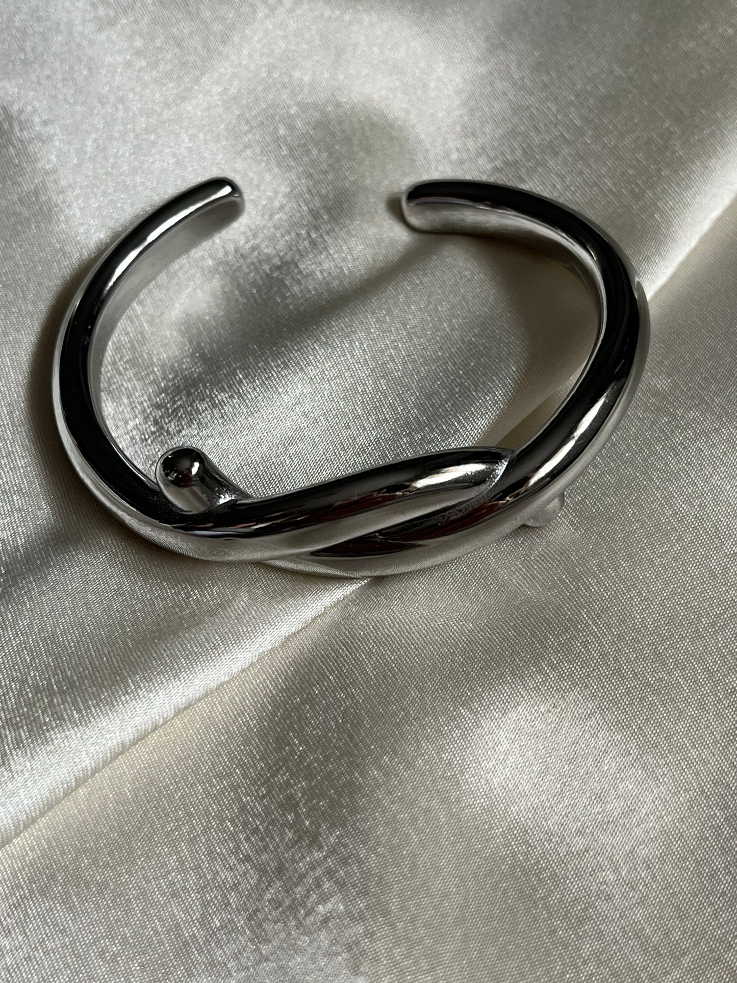 'Bond' Steel Handcuffs