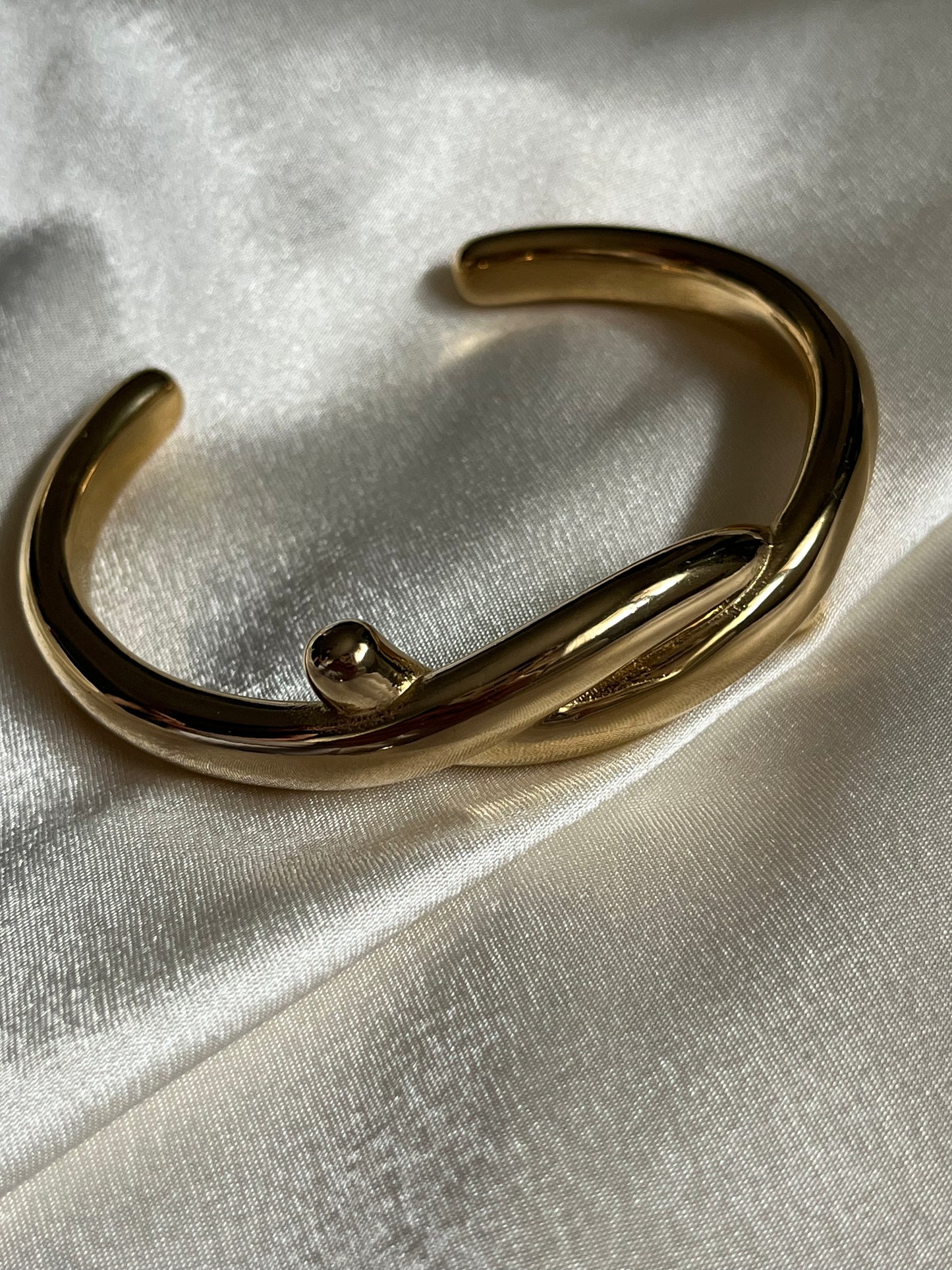 'Bond' Steel Handcuffs