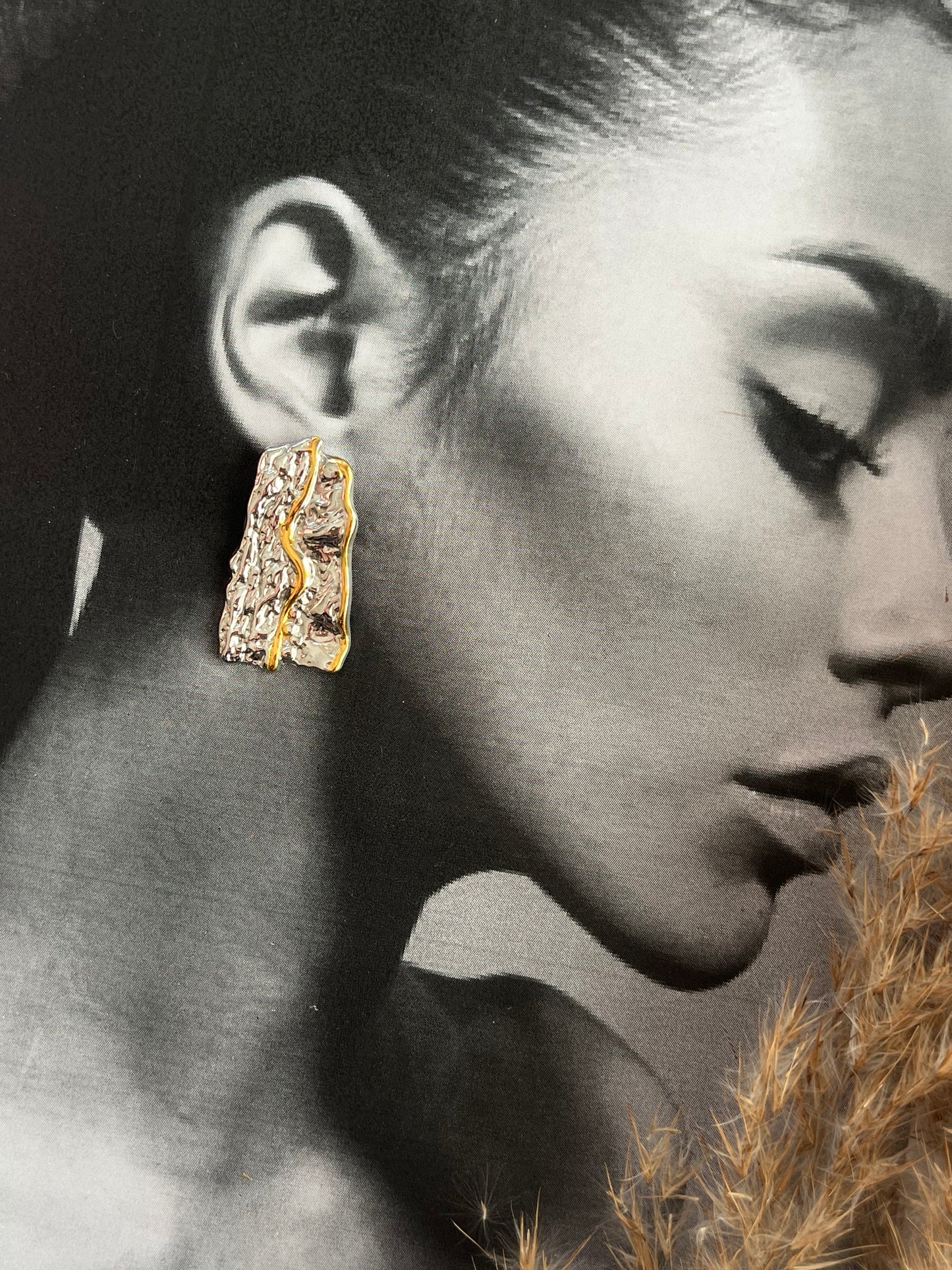 Σκουλαρίκια Ατσάλινα Καρφωτά Ανάγλυφα 'Abstract Cubes'