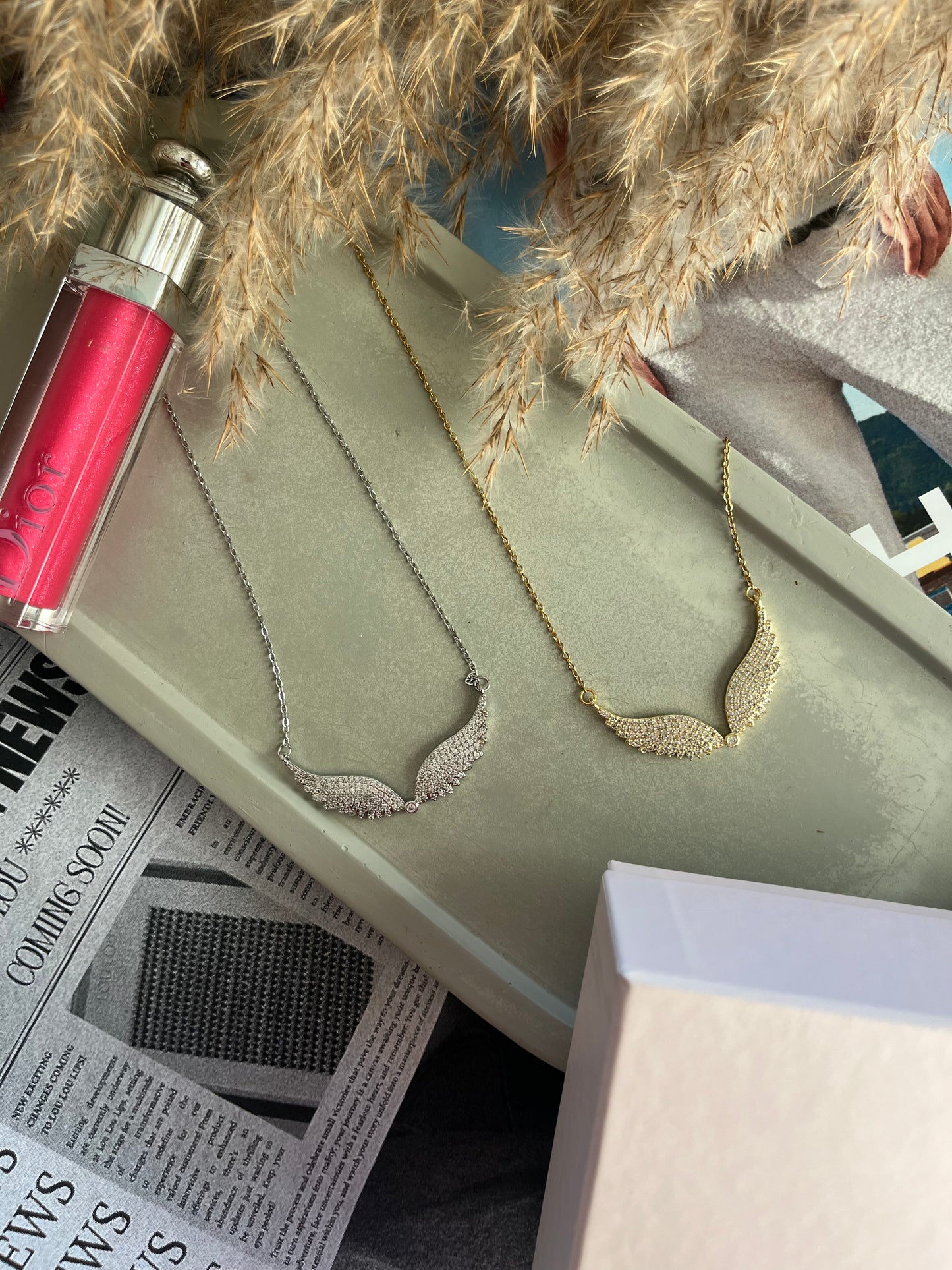 Κολιέ Ατσάλινο Αλυσίδα με Ζιργκόν Φτερά 'Sparkly Wings'