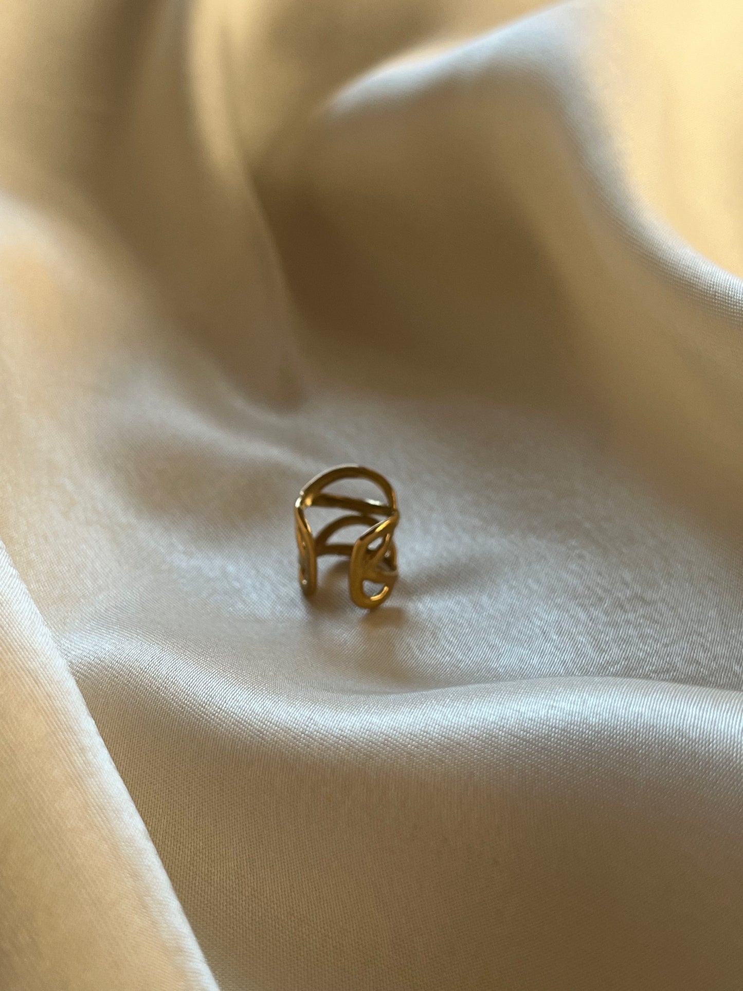 Σκουλαρίκι Ατσάλινο Ear Cuff 'Criss Cross'
