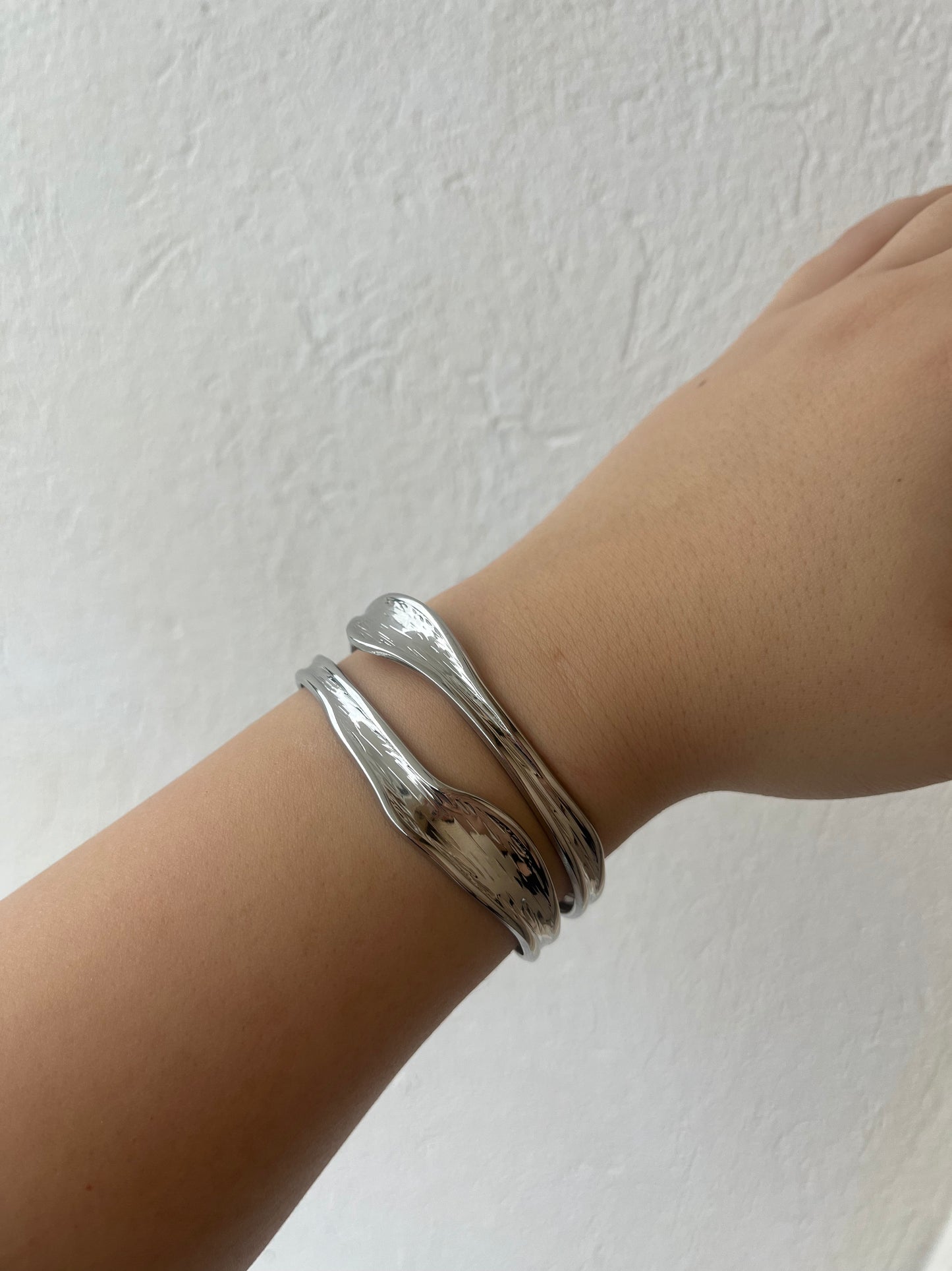 Handcuff Bracelet Steel 'Melted'