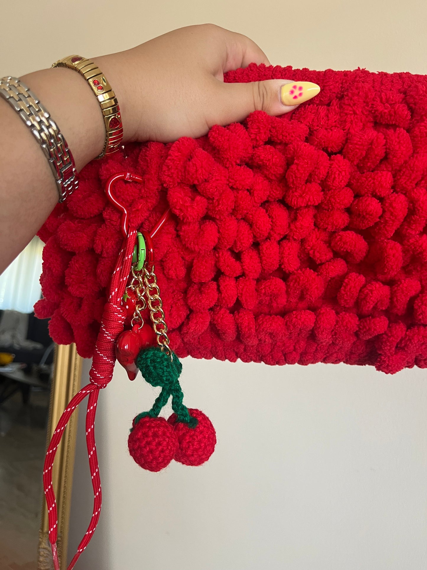 Μπρελόκ Τσάντας Κεντητό με Charms 'Cherry Fever'