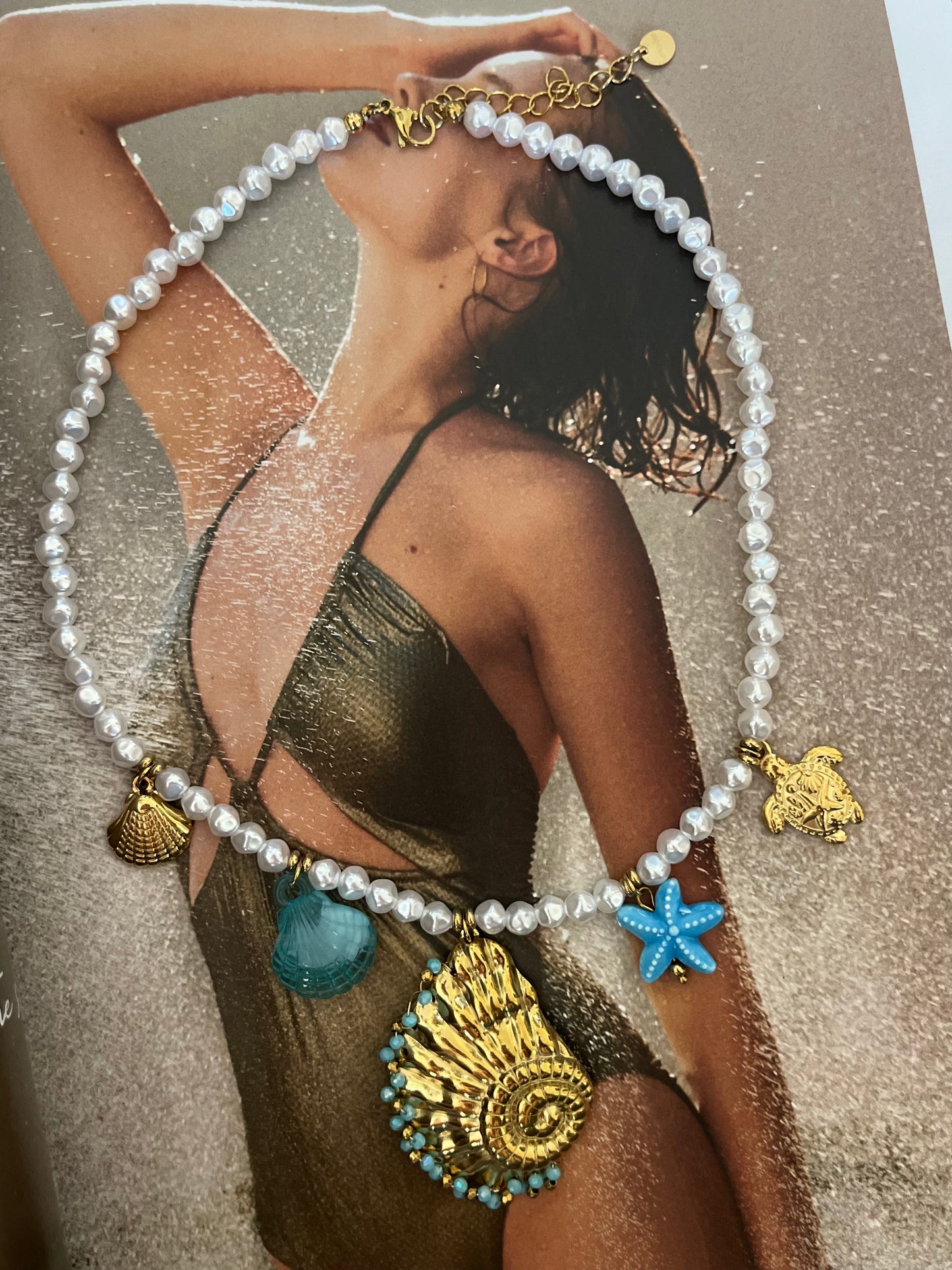 Κολιέ Statement Ατσάλινο με Πέρλες και Charms 'Summer Wonder'