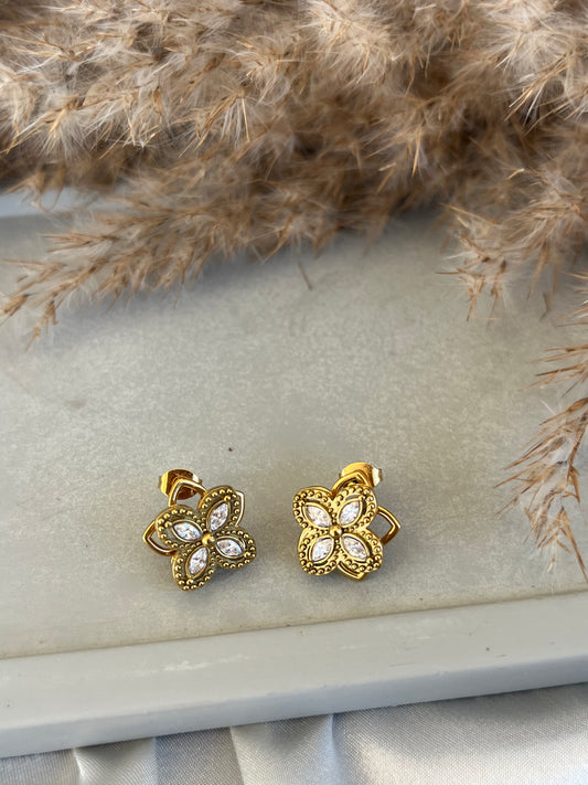 Σκουλαρίκια Ατσάλινα Καρφωτά Λουλούδι με Ζιργκόν 'Aldora'