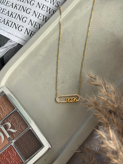 Κολιέ Ατσάλινο Αλυσίδα Γούρι με Ζιργκόν 'Pin 2026'